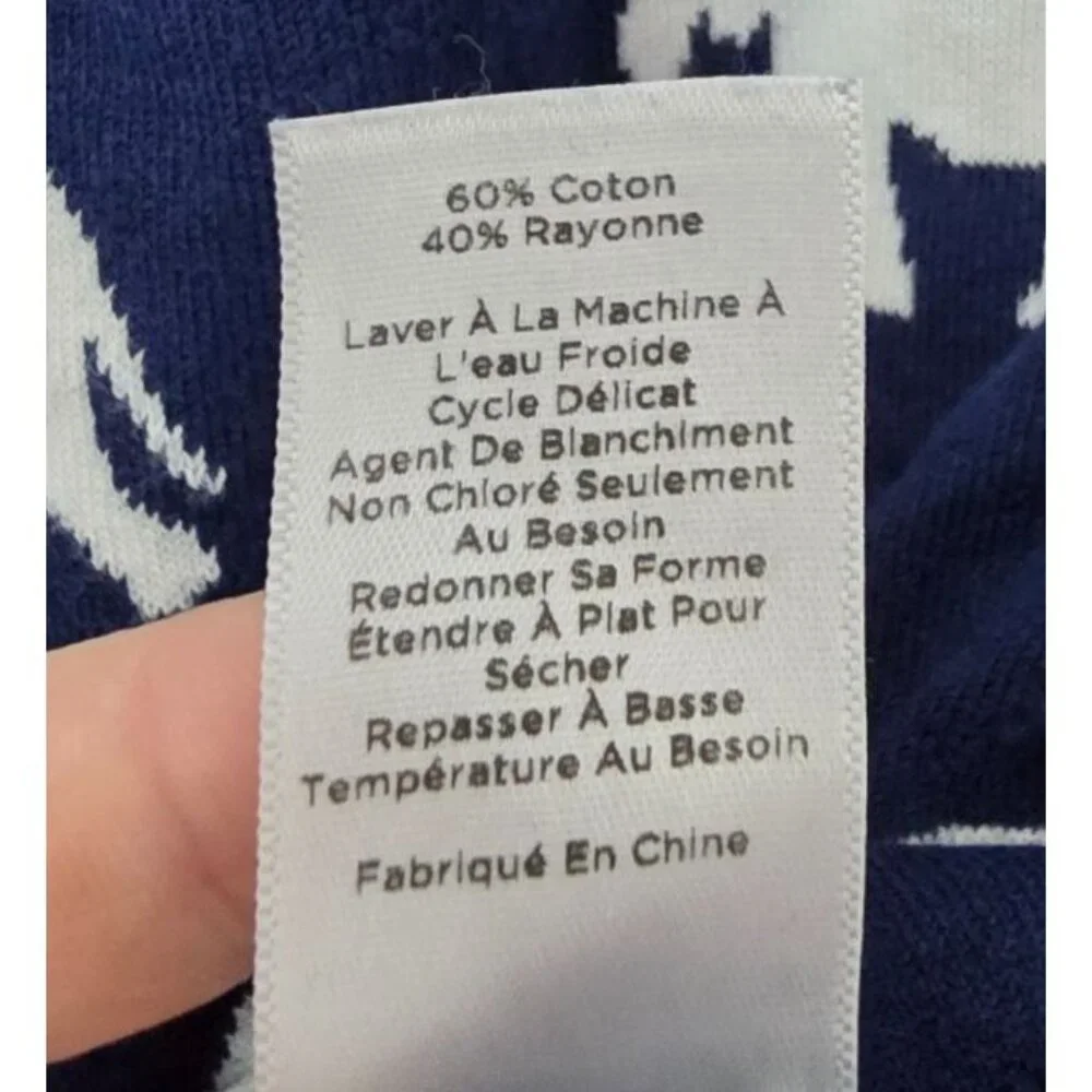 Talbots Top M Blue White Elephants Short Sleeve Comfort Business Casual Classic - Picture 9 of 10